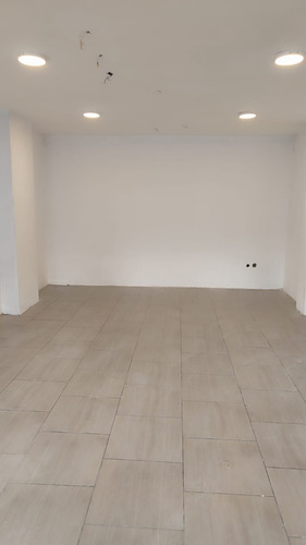 Alquilo Local Comercial En Urdesa