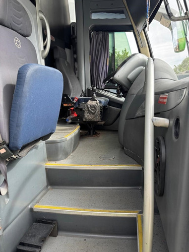 Ônibus Marcopolo Paradiso 1200 G7 Executivo Fretamentos K310