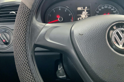 Imagen 21 de 25 de Volkswagen Polo 5 Pts Hb Starline, 16l, Tm5, R-15