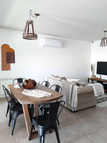 Imagen 3 de 12 de Venta Condominio Cerrado Viva + Duplex 4 Ambientes