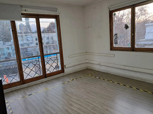 Arriendo Oficina Piso 3 Bucarest, Providencia