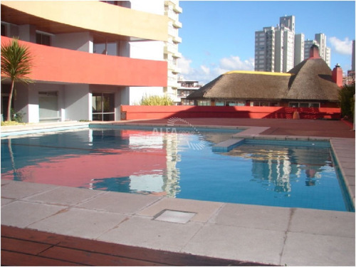 Imagen 17 de 20 de Chiverta, A Metros Del Mar, Apto De 2 Dormitorios - Punta Del Este Brava