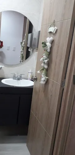 Venta Espectacular Casa Campestre, Precio De Oportunidad. A Puerta Cerrada. De Un Piso; Entre La Cumbre Y Pavas. A 150 Metros De La Vía Principal. Lote: 1.000 Mtrs.