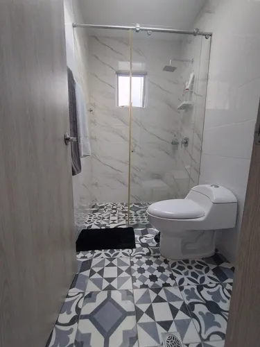 Hermosa Casa Ubicada En Condominio