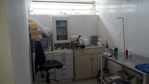 Venta Local Comercial Con Renta Punta Carretas