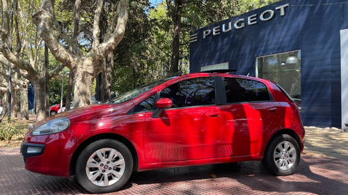 Imagen 10 de 25 de Fiat Punto Attractive