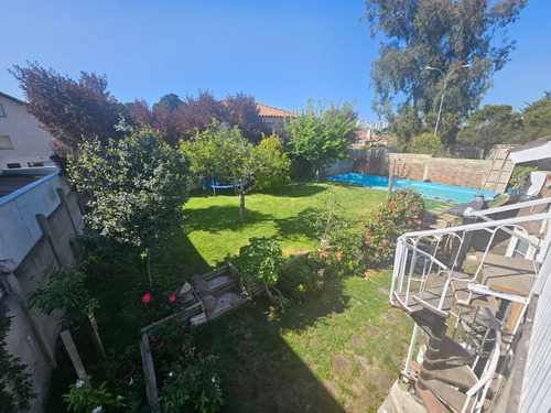 Broker Bosques 6d-5b-se- Patio- Piscina