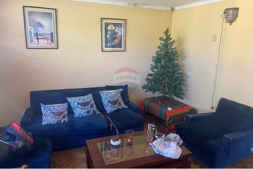 Casa En Macul: Espaciosa, Cómoda Y Bien Ubicada
