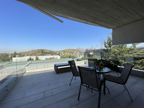 Casa En Venta De 5 Dorm. En Lo Barnechea Valle Escondido