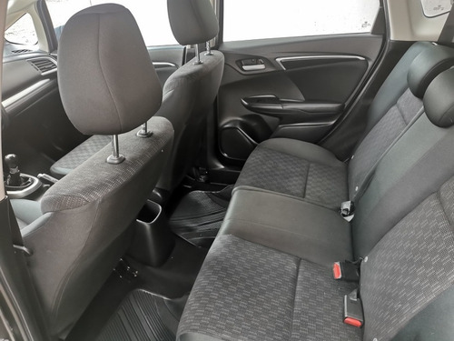 Imagen 11 de 12 de Honda Fit 2017 1.5 Cool Mt 5 Marchas