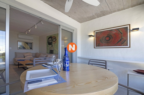 Apartamento En Alquiler, La Barra, La Barra, 2 Dormitorios.- Ref: 9382