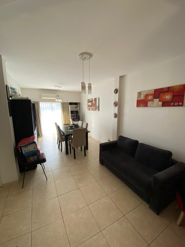 Imagen 5 de 10 de Hermoso Departamento 2 Ambientes Con Cochera Monte Grande