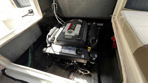 Imagen 11 de 16 de Lancha Cuddy Quicksilver 2400 2016 Mercruiser 250 Duo Pro