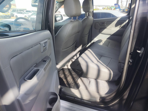 Toyota Hilux 3.0 Srv Cab. Dupla 4x4 Aut. 4p