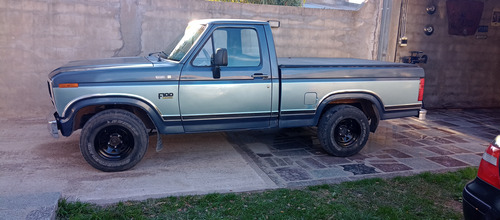 Ford F-100 Xlt