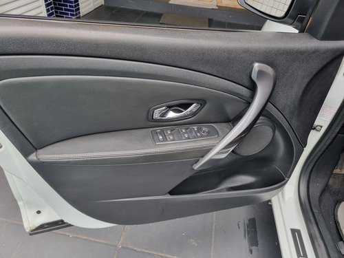 Renault Fluence 2.0 Dynamique Plus X-tronic Hi-flex 4p