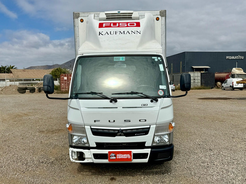 2022 Camión Mitsubishi Fuso Canter 613 Con Furgón Frigo