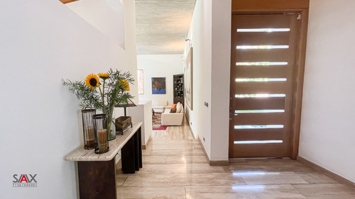 Espectacular Casa En Las Lomas De La Dehesa