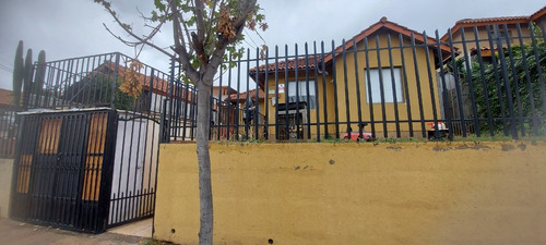 Imagen 8 de 16 de Barrio Residencial Y Tranquilo
