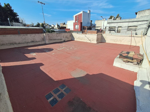 Casa 3 Ambientes C/ Garage, Patio, Jardin Y Terraza X T/ Sup.