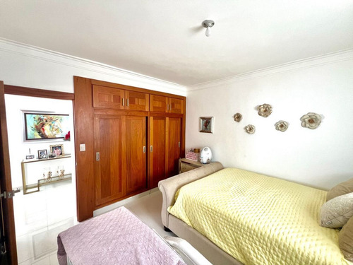 Villa En Venta Con Piscina Y Jacuzzi En San Francisco De Mac