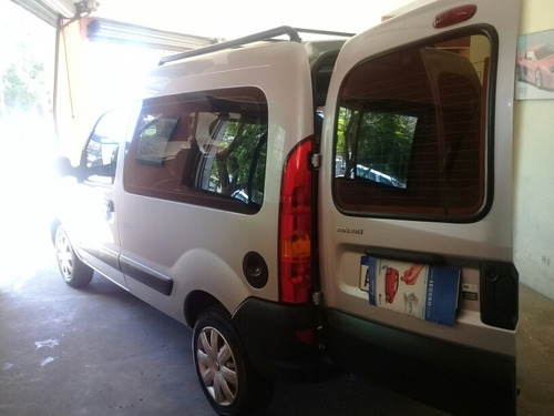 Renault Kangoo 1,6 Ph3 Confort 2017 Gnc Gris Equipada