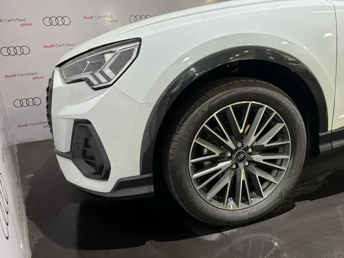 Audi Q3 2.0 Sportback 35 Tfsi Select 180hp Dsg