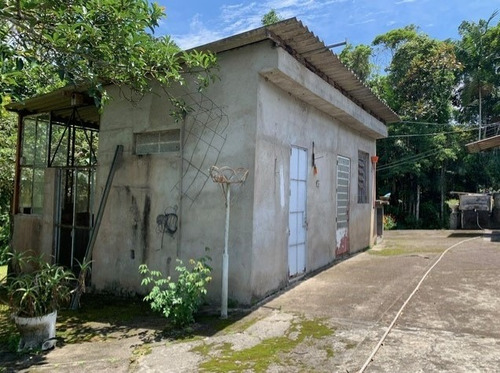 Lindo Sitio Para Lazer Rodeado De Natureza