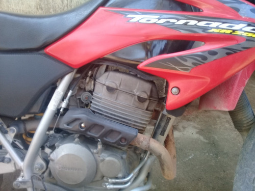 Imagem 4 de 12 de Xr Tornado 2008