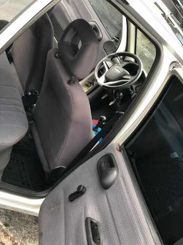 Chevrolet Corsa Sedã