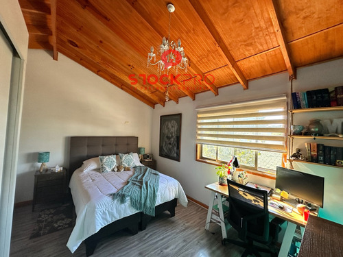 Excelente Remodelada Con Eficiencia Energética, Ubicación