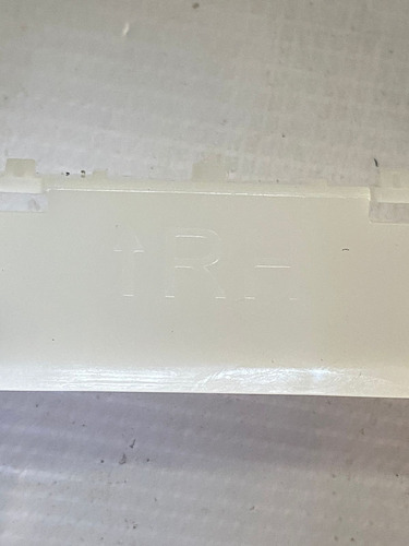 Guia Facia Tarsera Derecha Nissan Versa 2012-2019 852203ba0a (Usado)