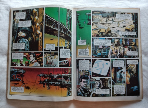 Revista Zona 84 Nº 35 (cómics) Toutain. Dan O'bannon, Jones (Usado)