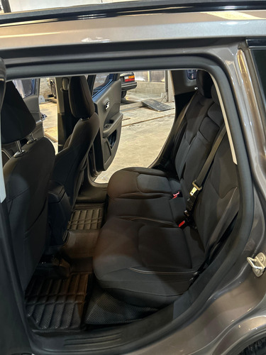 Jeep Compass 2.4 Sport