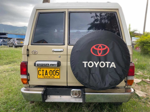 Toyota Macho 1986 4.0 Fj73