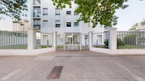65 Entre 28 Y 29 La Plata - Departamento De Dos Dormitorios Con Cochera En Venta