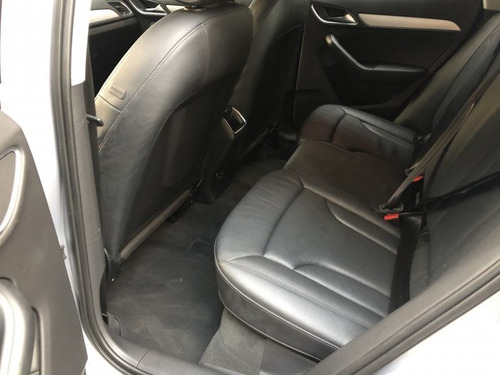 Imagem 8 de 14 de Q3 1.4 Tfsi Attraction Gasolina 4p S Tronic