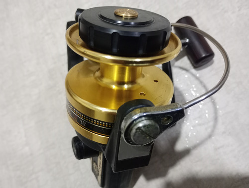 Molinete Daiwa Bg 30 Thailand Preto Direito/esquerdo (Usado)