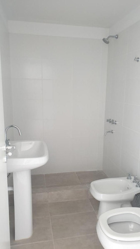 Imagen 4 de 4 de Monoambiente En Venta En Ituzaingó Norte