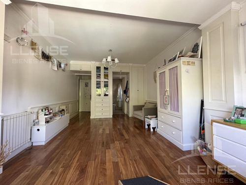 Casa 6 Ambientes En Venta, Barrio Privado Barrancas De Guido - Quilmes