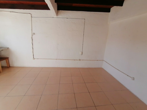 Alquiler Anual $7000 Centro, Maldonado.