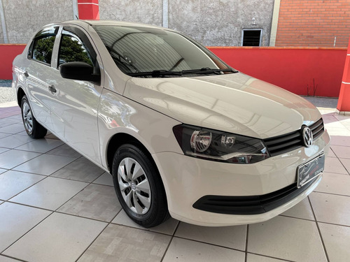 Volkswagen Voyage 1.0 Mi Trendline 8v Flex 4p Manual