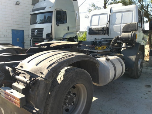 Imagem 3 de 12 de Ford Cargo 4532e Toco 4x2 2009