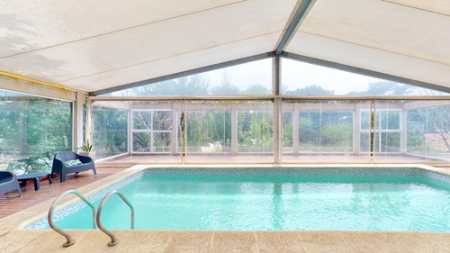 Complejo De Duplex Con Pileta Climatizada