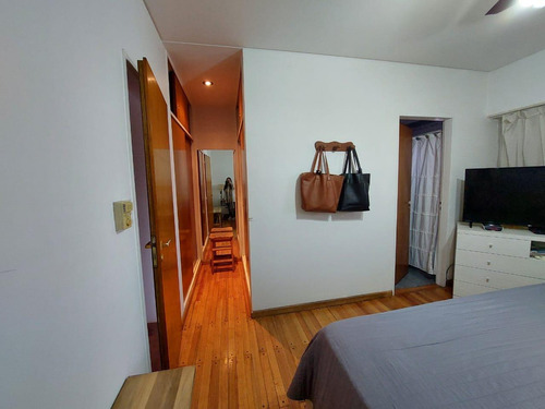 Venta Triplex ,5 Amb., Jardín, Cochera. Barrio Malvinas, Boulogne, San Isidro, Gba Norte