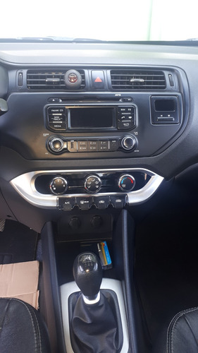 Kia Rio R Importado Full 2015