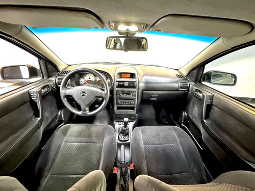 Chevrolet Astra 2.0 Advantage Flex Power 5p