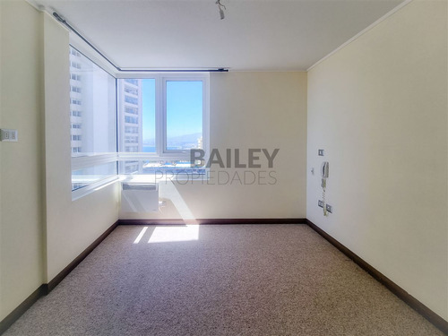 Departamento En Venta De 3 Dorm. En Concón