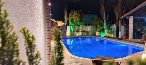Aluga Casa Praia Temporada Piscina Aquecida Banheira Jacuzzi