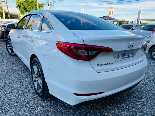Imagen 4 de 10 de Hyundai Sonata Lf 2016